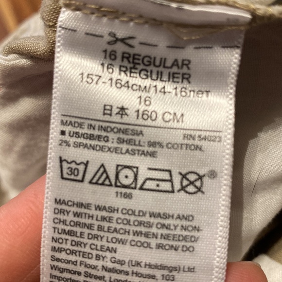 NWOT Boy’s Size 16 Cream Khaki Cotton GAP Pants with Stretch - Picture 5 of 6